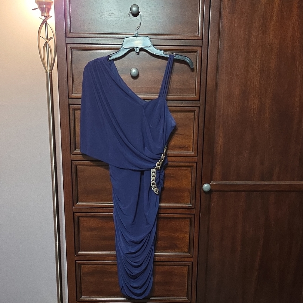 Hailey Logan Purple One-Shoulder Batwing Dress Deep with Chain Accent Juniors M
